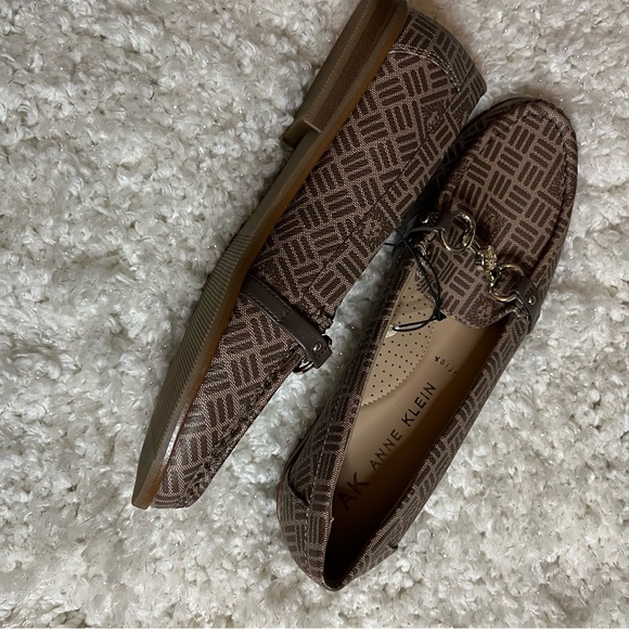 🦁NWOT Anne Klein iflex Loafer. Size 8.5 - Picture 2 of 6